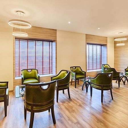 Hycinth Hotels Thiruvananthapuram Eksteriør billede