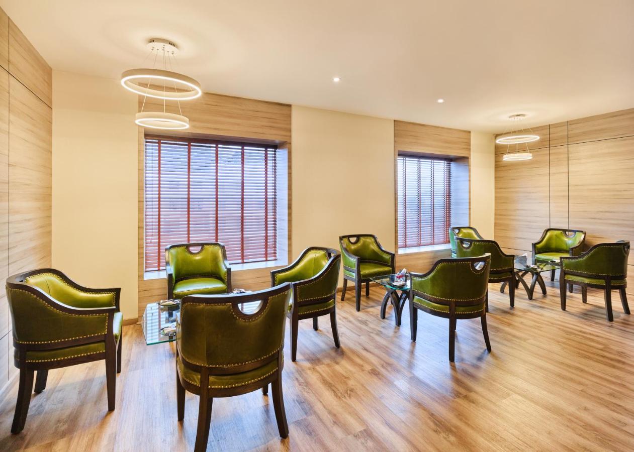 Hycinth Hotels Thiruvananthapuram Eksteriør billede