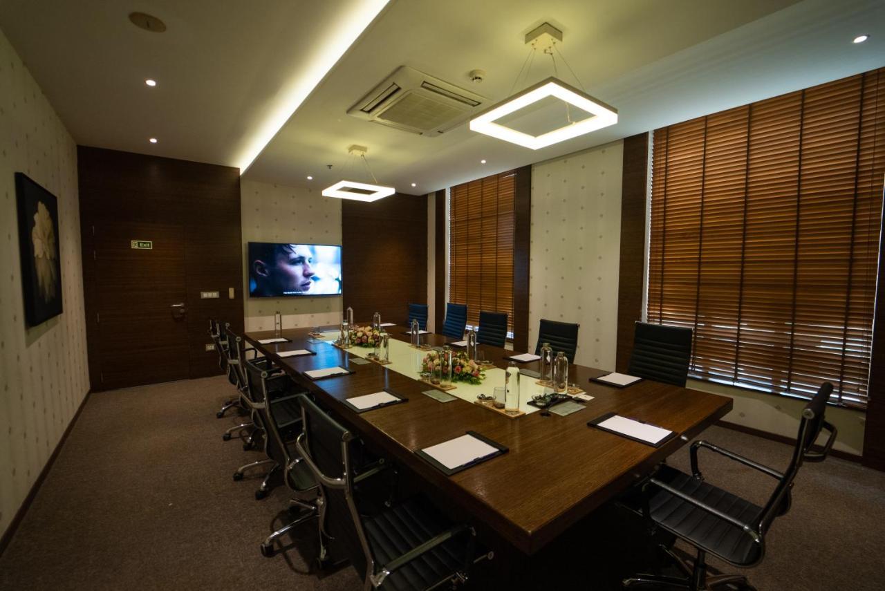 Hycinth Hotels Thiruvananthapuram Eksteriør billede