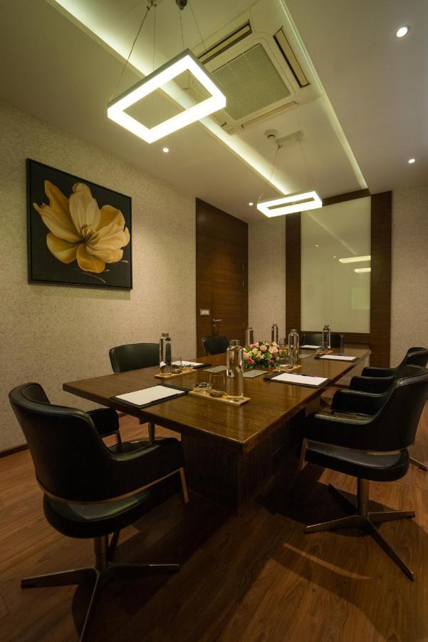 Hycinth Hotels Thiruvananthapuram Eksteriør billede