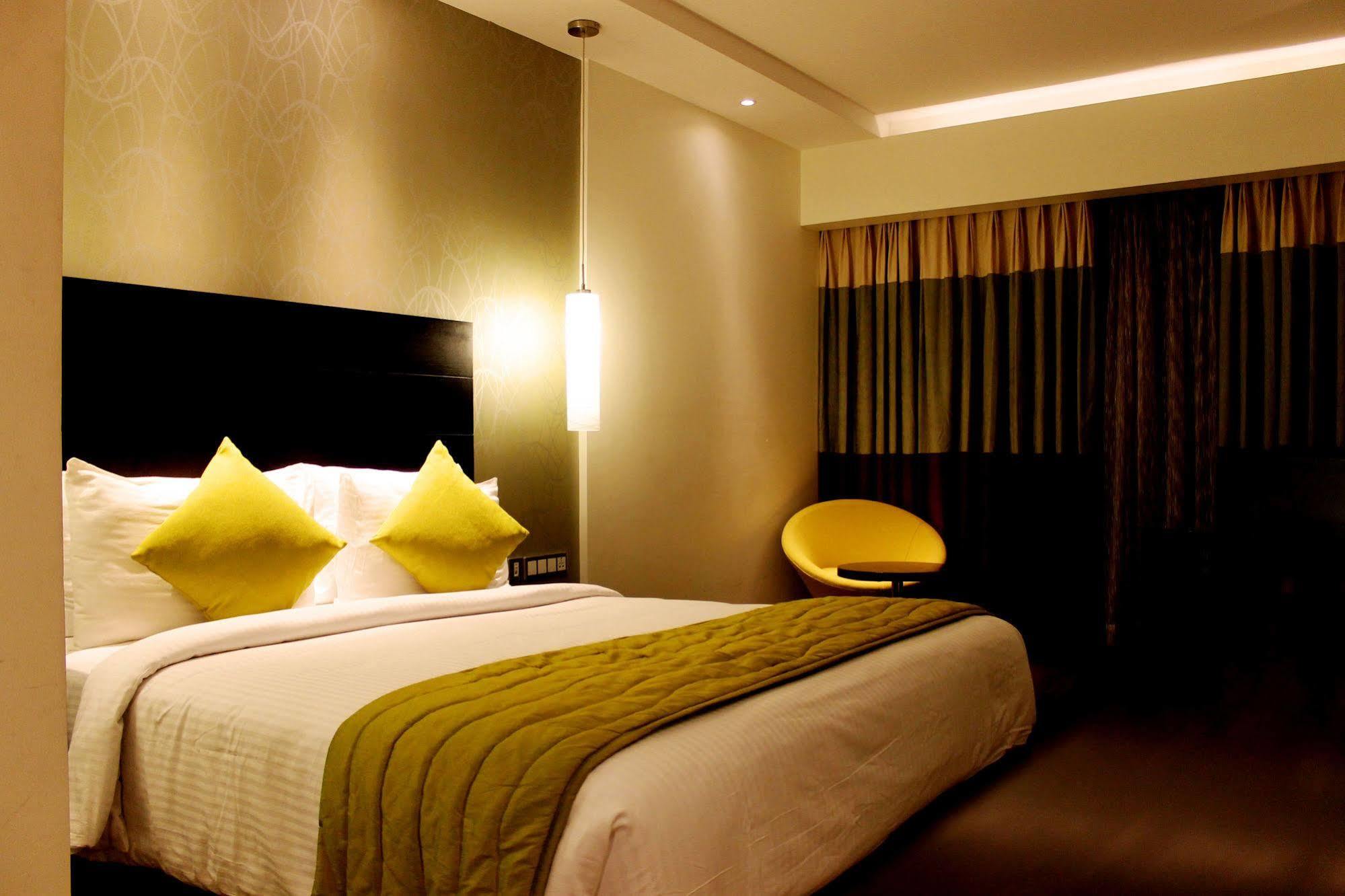 Hycinth Hotels Thiruvananthapuram Eksteriør billede