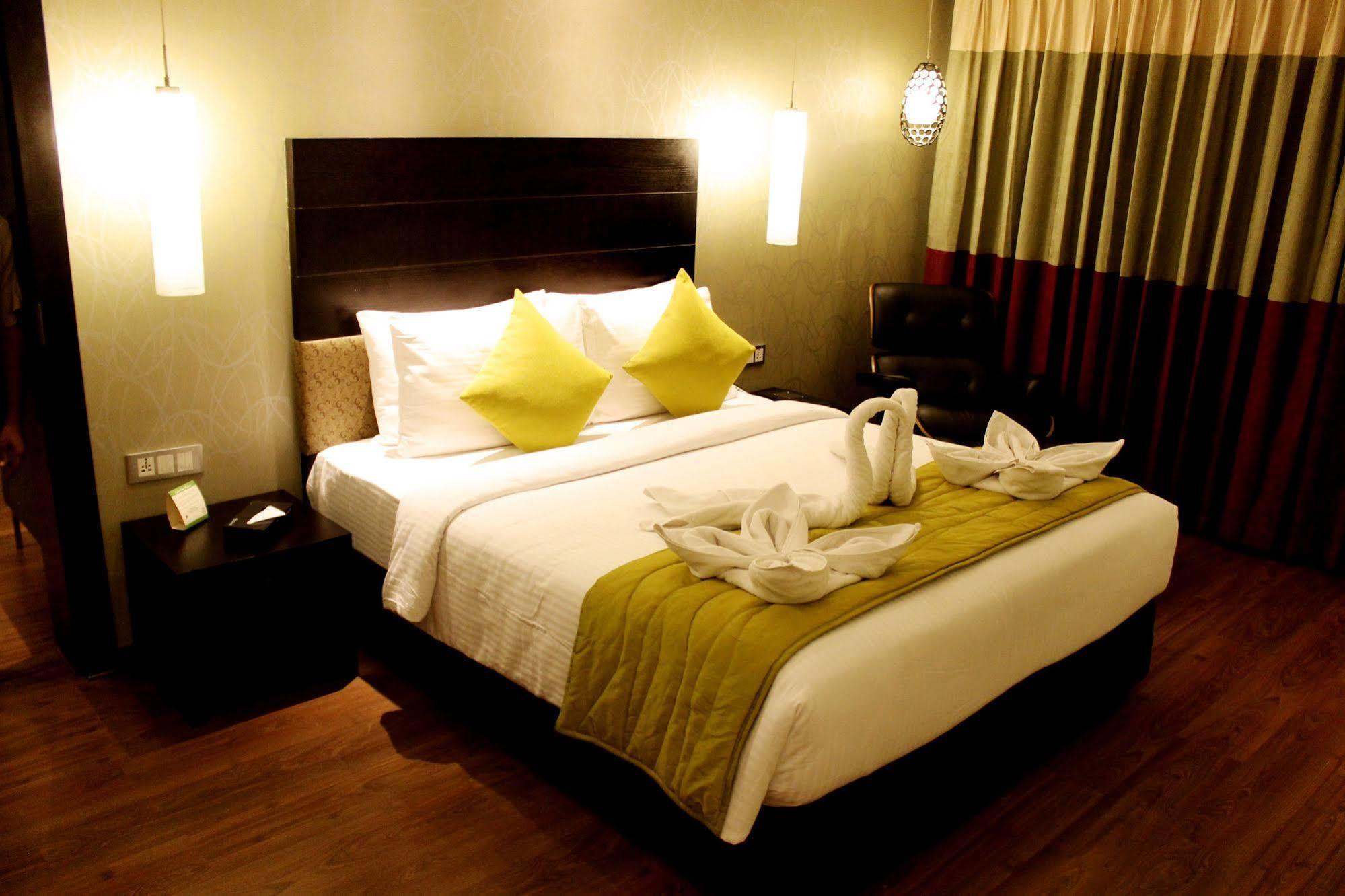 Hycinth Hotels Thiruvananthapuram Eksteriør billede